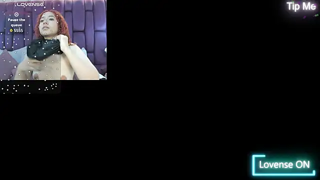 Snapshot of megannherrera chatting on 15, 10, 2025 megannherrera online show from 15, 10, 2025