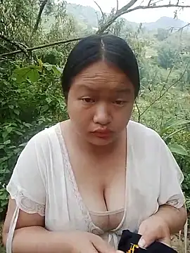 girl-babi online show from 15, 9, 2025