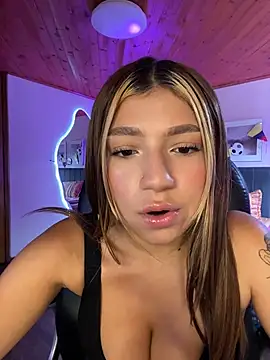 Isabella18 pink online show from 8, 7, 2026