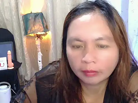 Pink Scarlet online show from 23, 10, 2025