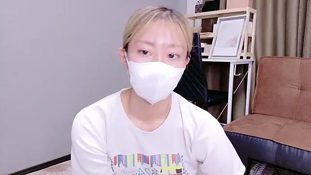 Snapshot of Nana__ch chatting on 10, 10, 2025 Nana ch online show from 10, 10, 2025