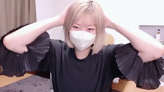 Snapshot of Nana__ch chatting on 12, 5, 2026 Nana ch online show from 12, 5, 2026