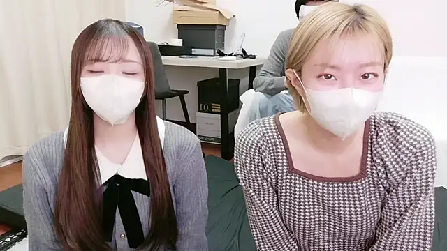 Snapshot of Nana__ch chatting on 4, 2, 2026 Nana ch online show from 4, 2, 2026