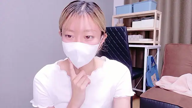 Snapshot of Nana__ch chatting on 29, 10, 2025 Nana ch online show from 29, 10, 2025