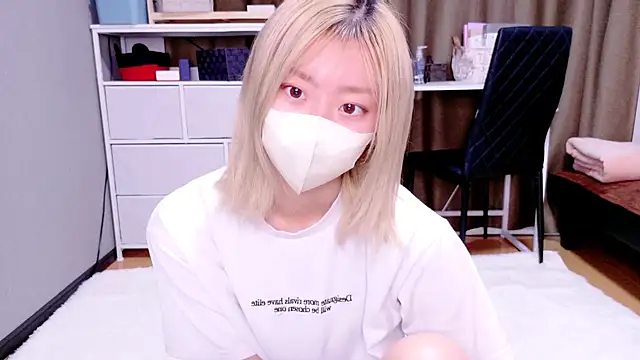 Snapshot of Nana__ch chatting on 3, 12, 2025 Nana ch online show from 3, 12, 2025