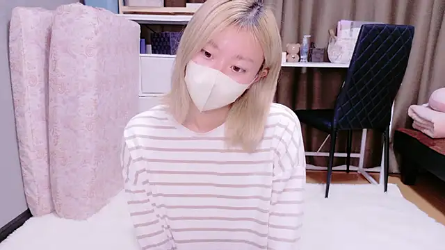 Snapshot of Nana__ch chatting on 2, 12, 2025 Nana ch online show from 2, 12, 2025