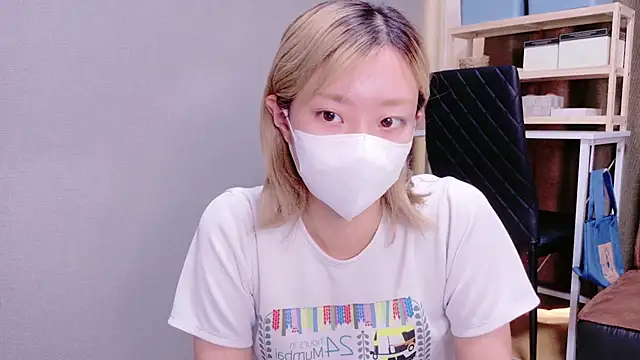 Snapshot of Nana__ch chatting on 24, 10, 2025 Nana ch online show from 24, 10, 2025