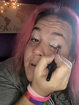 Courdles online show from 28, 11, 2025