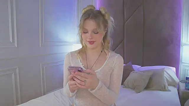 CaitlinSugar online show from 23, 2, 2026