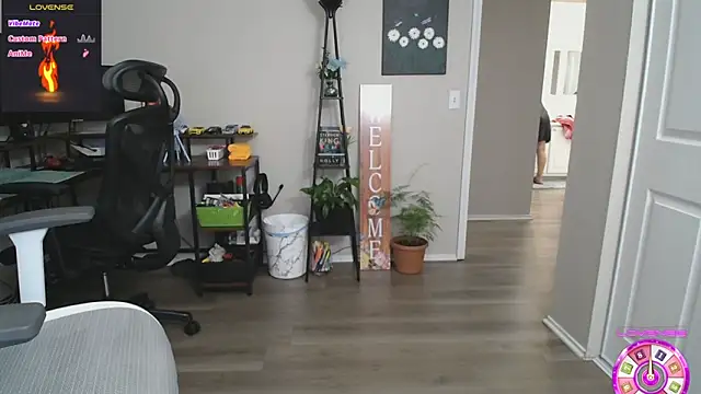 SHEILYN  online show from 31, 3, 2026