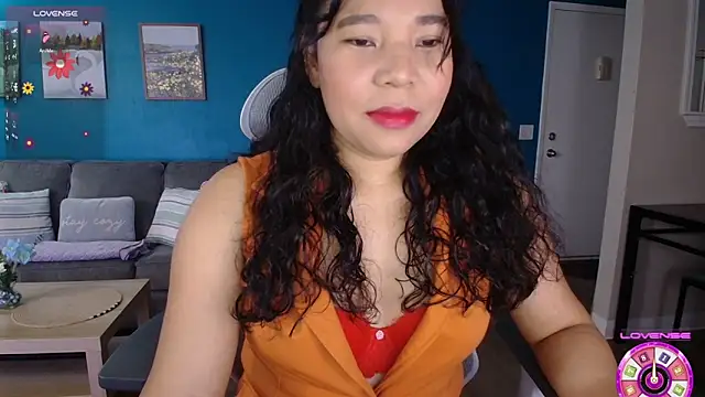 Snapshot of SHEILYN_ chatting on 11, 6, 2026 SHEILYN online show from 11, 6, 2026