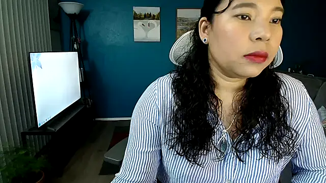 SHEILYN  online show from 13, 5, 2026