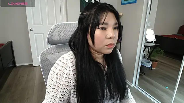 Snapshot of SHEILYN_ chatting on 18, 2, 2026 SHEILYN online show from 18, 2, 2026