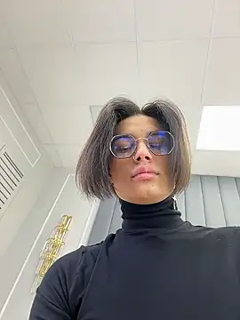 VioletAsh online show from 11, 1, 2026