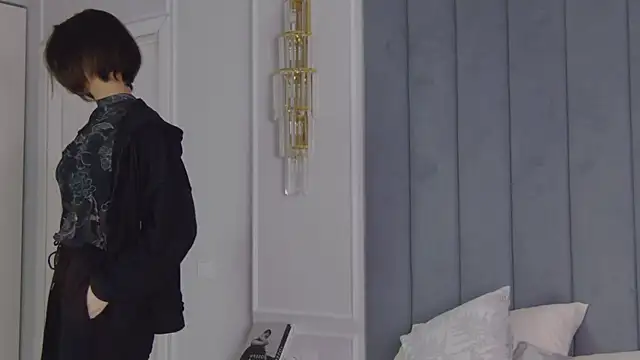 VioletAsh online show from 11, 4, 2026