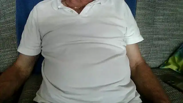 Snapshot of velikifant7 chatting on 19, 4, 2026 velikifant7 online show from 19, 4, 2026