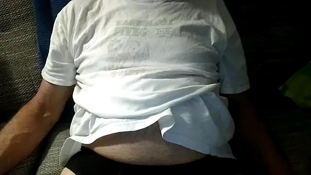 Snapshot of velikifant7 chatting on 24, 4, 2026 velikifant7 online show from 24, 4, 2026
