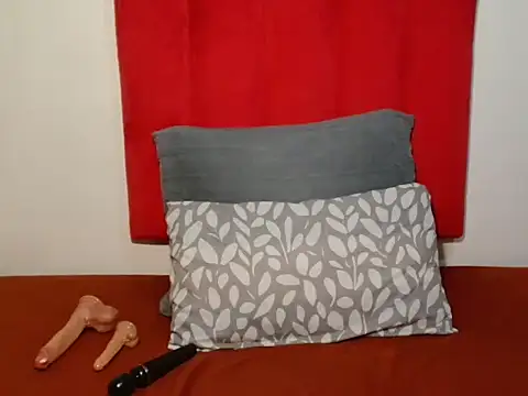 GorillaGripCunt77 online show from 16, 10, 2025