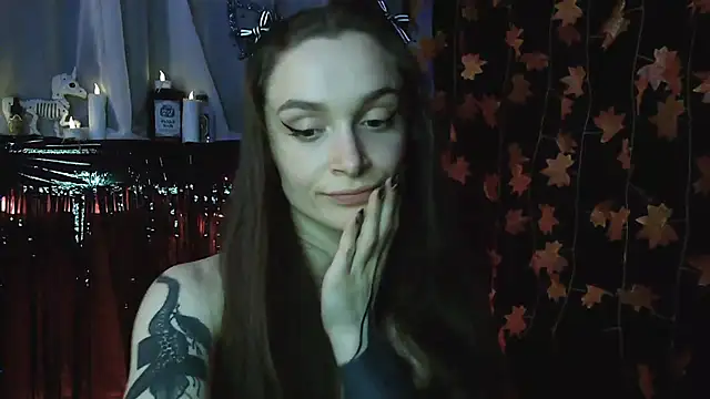 Snapshot of __Leyla__ chatting on 18, 10, 2025 Leyla online show from 18, 10, 2025