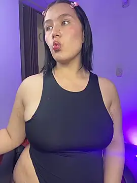 Candy Velvet online show from 16, 4, 2026