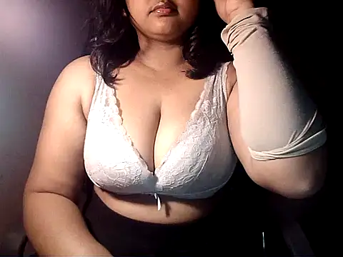 PatnakiRitu1 online show from 25, 10, 2025