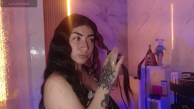 Sophia tf online show from 6, 5, 2026