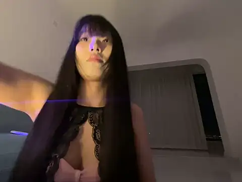 77momomo online show from 9, 11, 2025