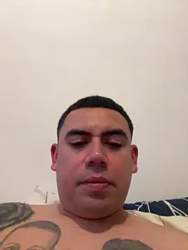 Snapshot of davidxxx099 chatting on 27, 5, 2026 davidxxx099 online show from 27, 5, 2026