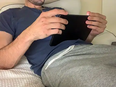 Just2Try online show from 4, 11, 2025