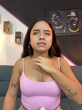 EmilyHarperr online show from 9, 10, 2025