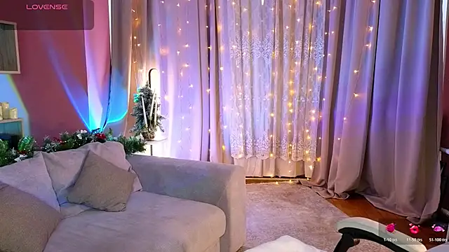 Lucy louras online show from 20, 12, 2025