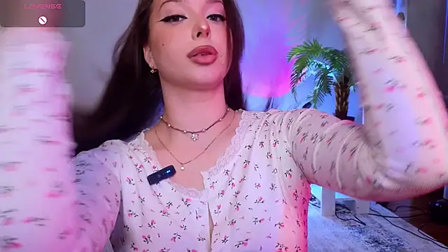 Lucy louras online show from 3, 10, 2025