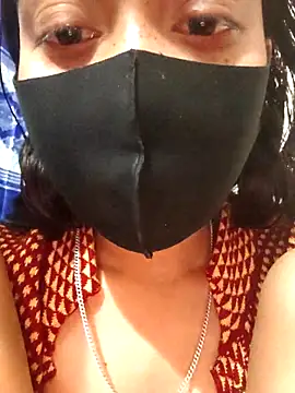 Snapshot of maya-Couple19 chatting on 21, 12, 2025 maya-Couple19 online show from 21, 12, 2025