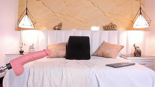 Megan Voss online show from 3, 10, 2025