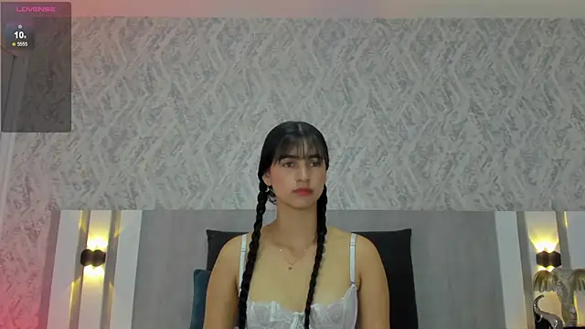 Snapshot of celeste_sc0tt chatting on 12, 11, 2025 celeste sc0tt online show from 12, 11, 2025