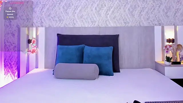 Snapshot of celeste_sc0tt chatting on 11, 9, 2025 celeste sc0tt online show from 11, 9, 2025