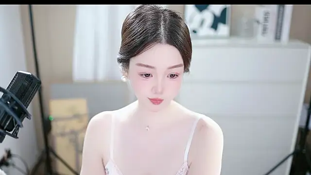 abbyli12 online show from 29, 10, 2025