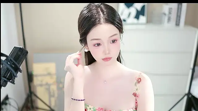 abbyli12 online show from 12, 11, 2025