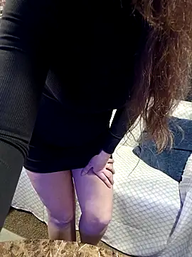 Jeannie 69 andahalf online show from 10, 2, 2026