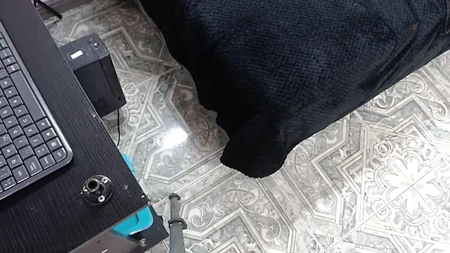 Snapshot of poison_doll2 chatting on 10, 2, 2026 poison doll2 online show from 10, 2, 2026