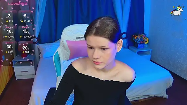 Snapshot of Lunamytrend chatting on 11, 9, 2025 Lunamytrend online show from 11, 9, 2025