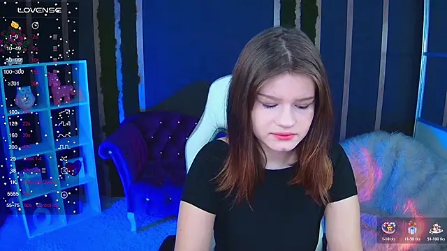 Snapshot of Lunamytrend chatting on 23, 11, 2025 Lunamytrend online show from 23, 11, 2025