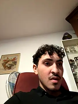 Snapshot of amo660 chatting on 25, 11, 2025 amo660 online show from 25, 11, 2025