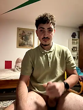 Snapshot of amo660 chatting on 5, 11, 2025 amo660 online show from 5, 11, 2025