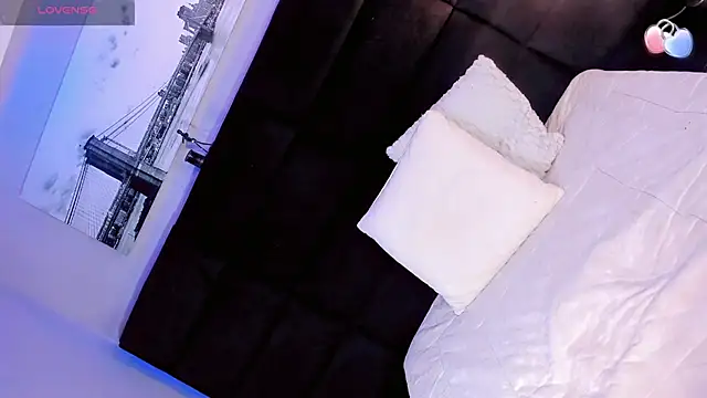 Ana Paaula23 online show from 13, 1, 2026