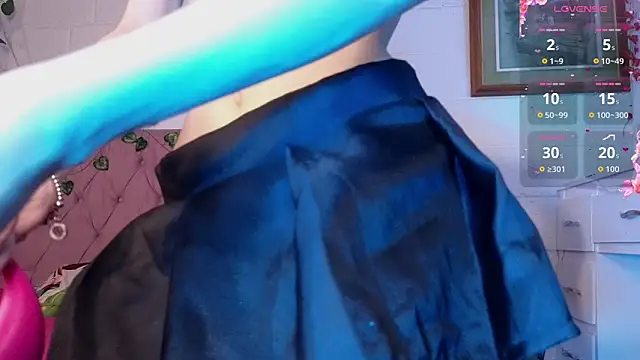 Isla rosee18 online show from 12, 1, 2026