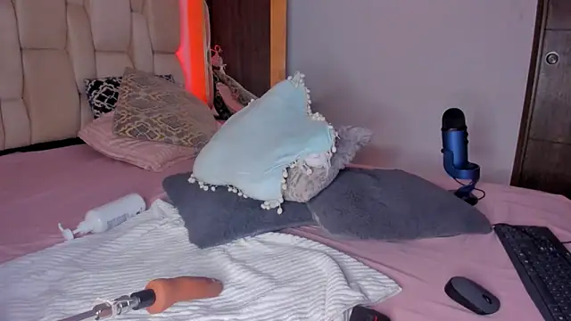 kayla-ada0 online show from 25, 10, 2025