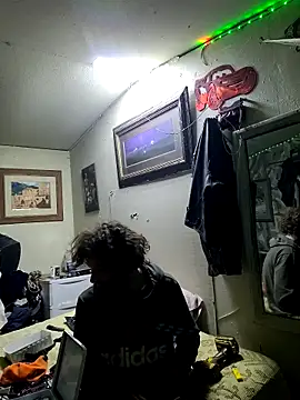 bearded cross online show from 18, 12, 2025