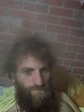 bearded cross online show from 28, 10, 2025