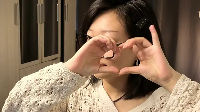  molly molly molly  online show from 7, 11, 2025